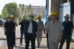 吉林石化公司常务副总经理王忠民一行领导来访我公司考察