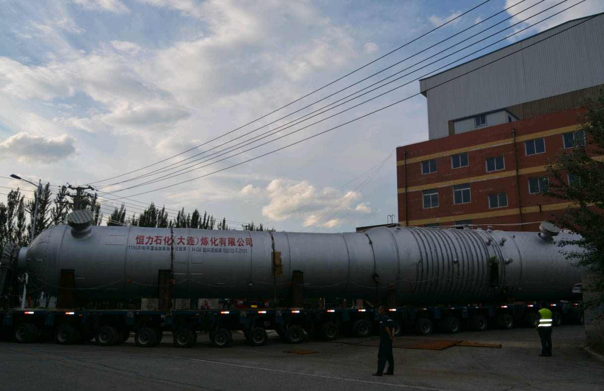 抚顺交警协助我公司顺利完成恒力石化项目产品发货