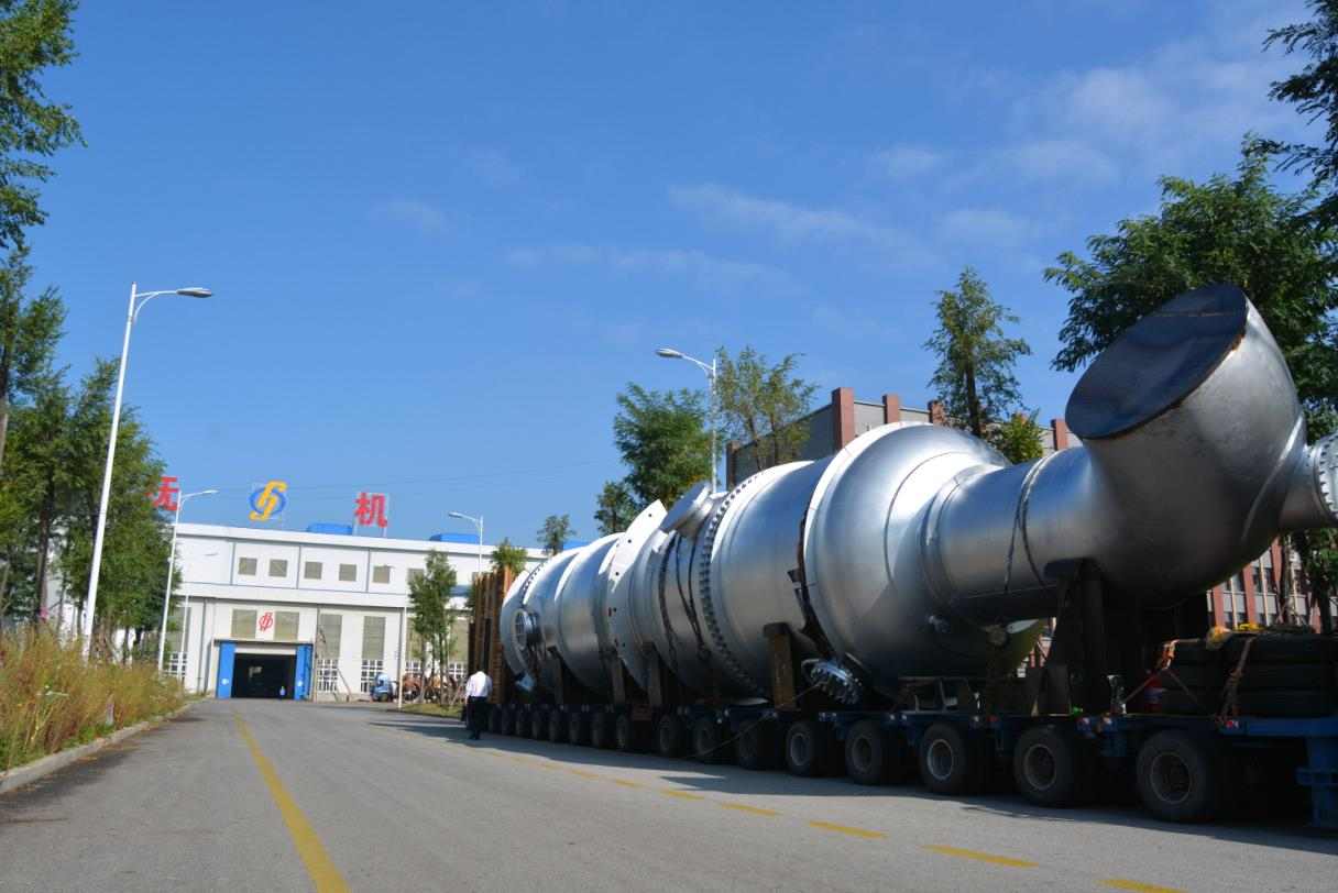 我公司为中石化洛阳工程有限公司（LPEC）制造的甲醇-反应气换热器2台竣