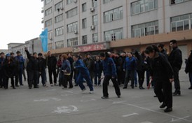 胜不骄 败不馁—环厂跑比赛取得圆满成功