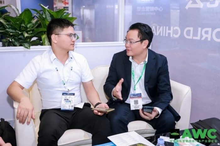燃动鹏城！AWC 2024开幕首日智能网联汽车行业巨头齐聚，探索未来出行新风向！