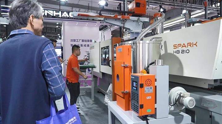 为「塑料王国」赋新机！震雄亮相2024中国（余姚）国际塑料博览会