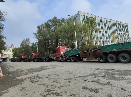 为满足客户交付需求 公司积极响应 大批量采购组织原材料进厂